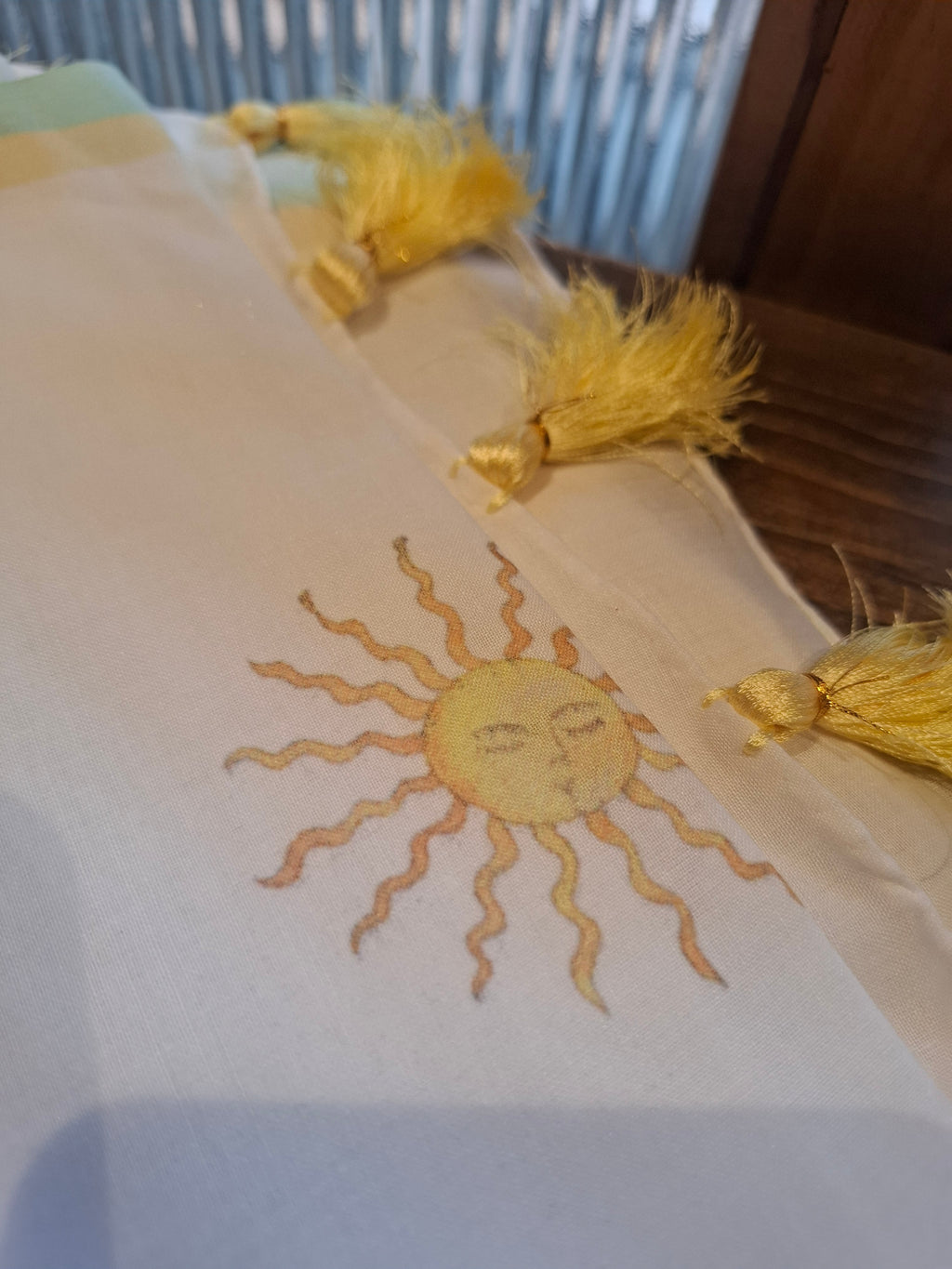 Quirky Nari Saree - Rakhi Special Edition